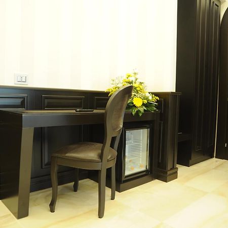 פויג'ה Muro Torto Suite - Struttura Sanificata Giornalmente Con Ozono E Prodotti Specifici Conformi Al Decalogo Del Ministero Salute - Personale Sottoposto A Test Sierologico Periodicamente מראה חיצוני תמונה